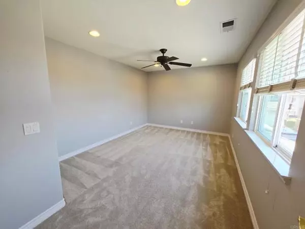 Chula Vista, CA 91915,2811 Bear Valley RD