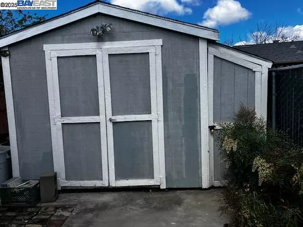 Hayward, CA 94541-4846,253 Lansing WAY