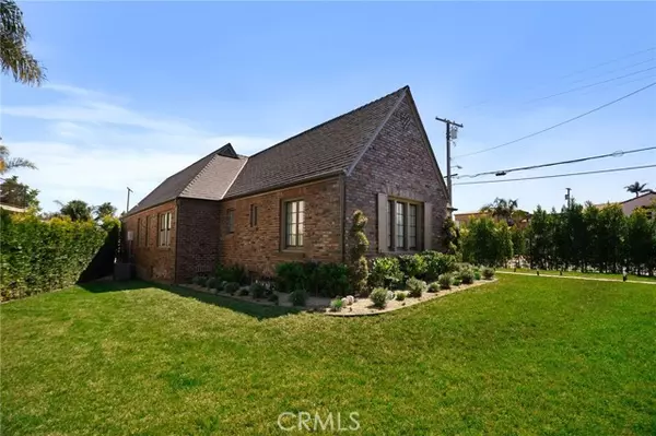 View Park, CA 90043,4730 Angeles Vista BLD