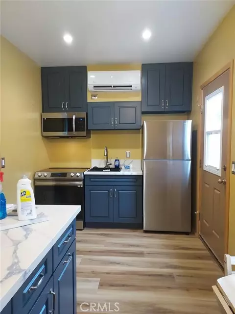 Sun Valley, CA 91352,7357 Cleon AVE