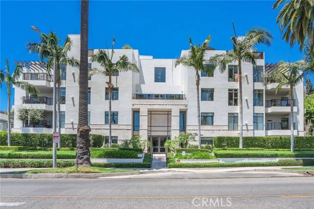 447 N Doheny DR 104, Beverly Hills, CA 90210