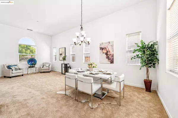 Antioch, CA 94531,4576 Benton St