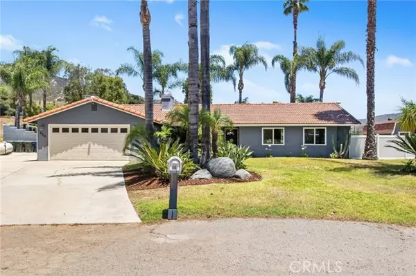 530 Paso Del Norte, Escondido, CA 92026