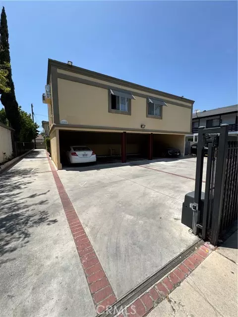 5255 Satsuma AVE 8, North Hollywood, CA 91601