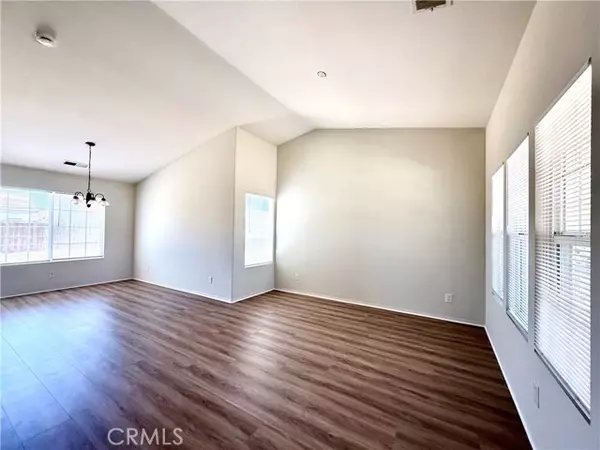 San Jacinto, CA 92582,1046 Shady CT