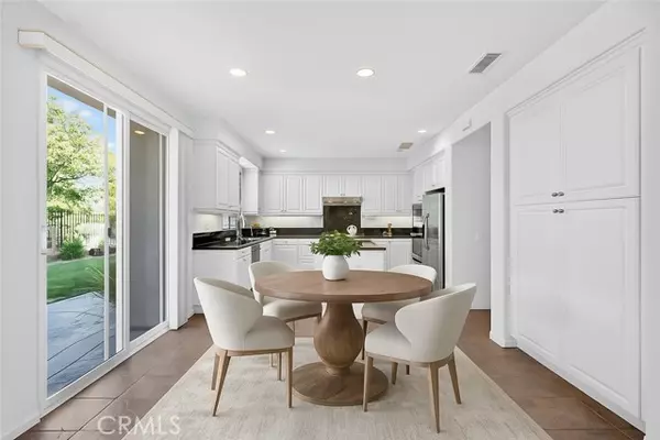 Valencia, CA 91381,26812 Peppertree DR