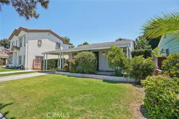 South Gate, CA 90280,10018 San Vincente AVE