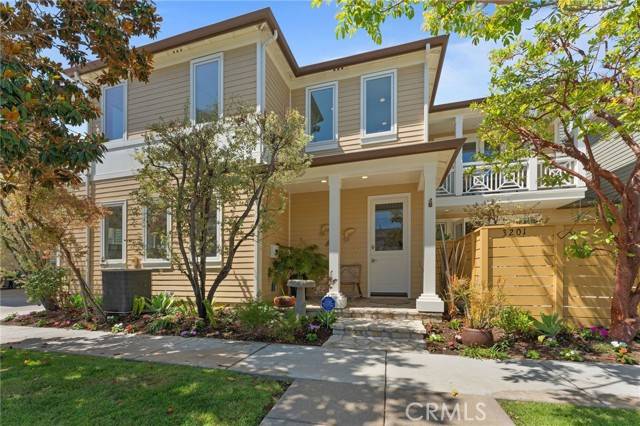 3201 4th Avenue AVE, Corona Del Mar, CA 92625