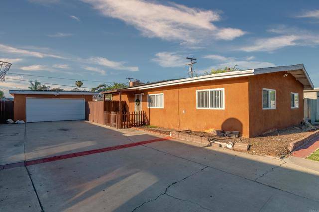 El Cajon, CA 92020,626 E Madison AVE