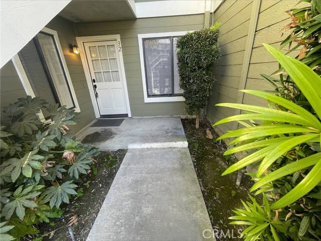 Aliso Viejo, CA 92656,32 Laurel LN