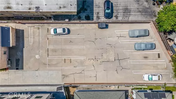 North Hollywood, CA 91606,6045 Hazelhurst PL