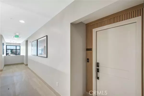 Encinitas, CA 92024,1501 Livorno PL 208