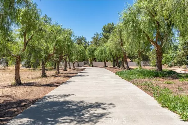 Agua Dulce, CA 91390,35356 Sierra Vista DR