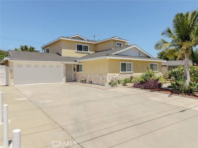2322 S Greenville ST, Santa Ana, CA 92704