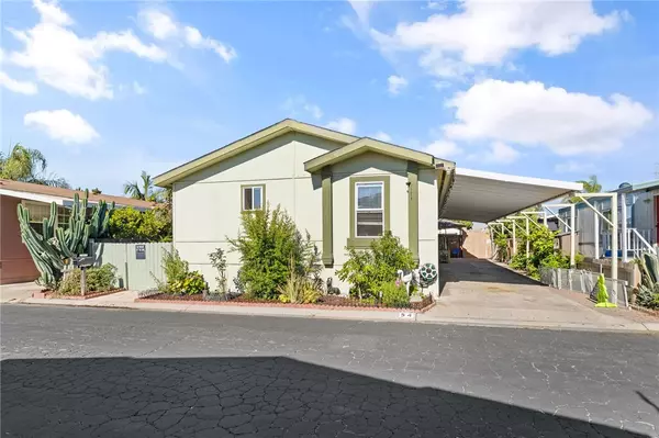 Anaheim, CA 92802,1616 S Euclid ST 54