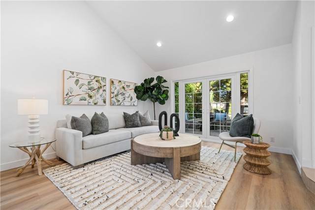 Laguna Hills, CA 92653,24861 Camberwell ST