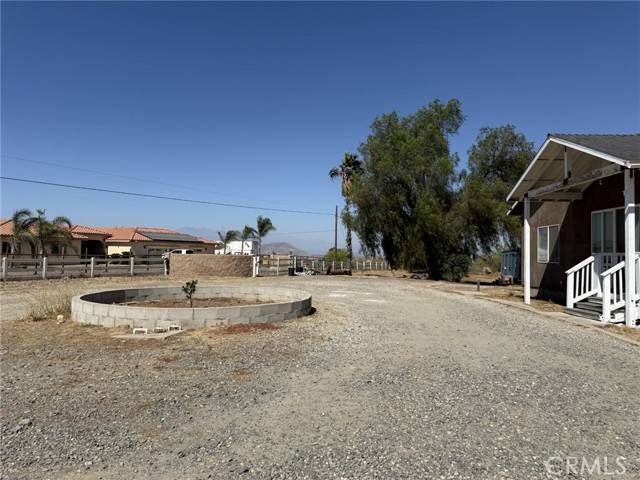 Perris, CA 92570,21981 Palm LN