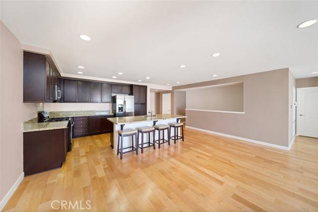 Irvine, CA 92612,87 Waldorf