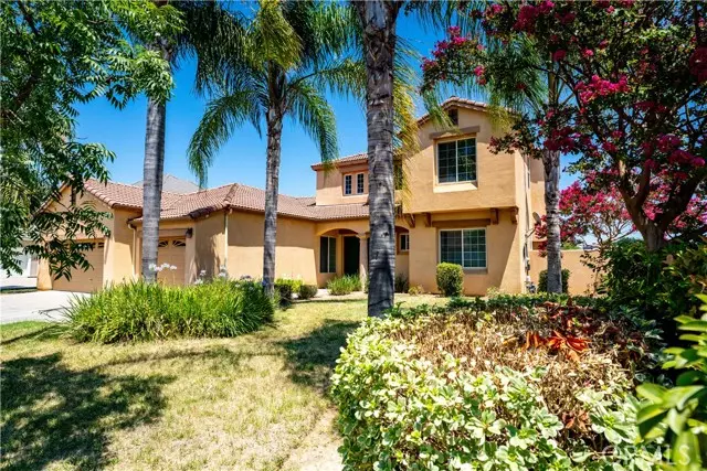 Chowchilla, CA 93610,8185 Lakeshore DR