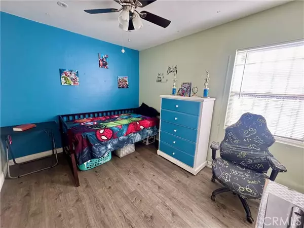Compton, CA 90222,1203 W 134th PL