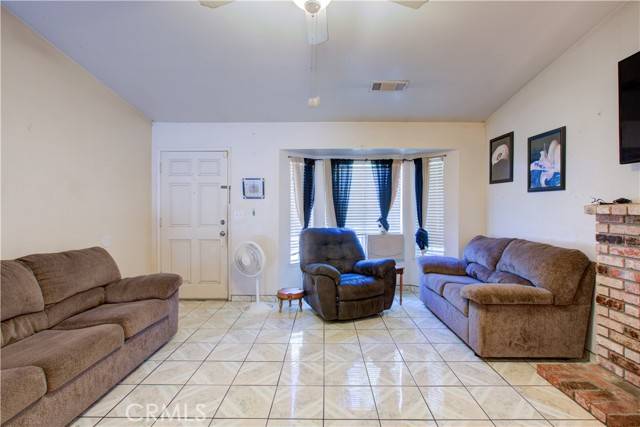 Livingston, CA 95334,2064 Glenmoor PL