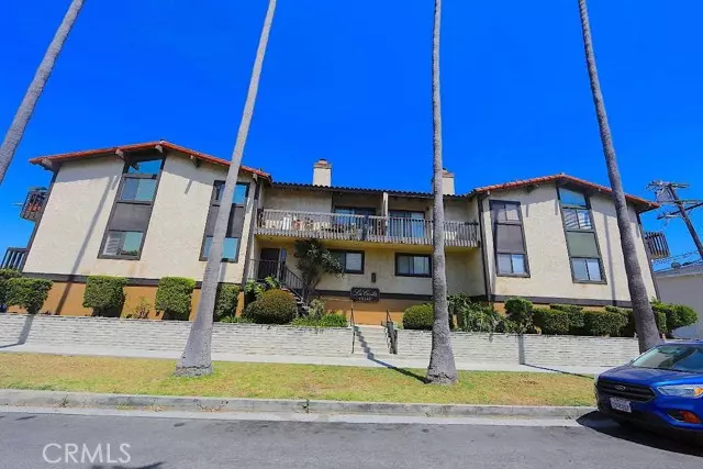 1112 S Meyler ST 8, San Pedro, CA 90731