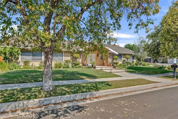 Northridge, CA 91324,10020 Wystone AVE