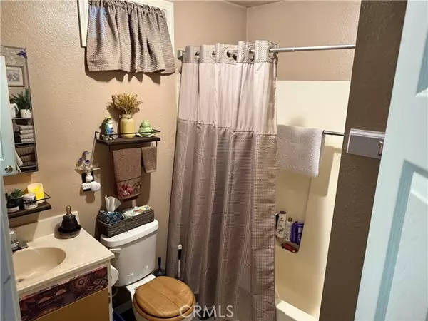 Clearlake, CA 95422,16238 35th AVE