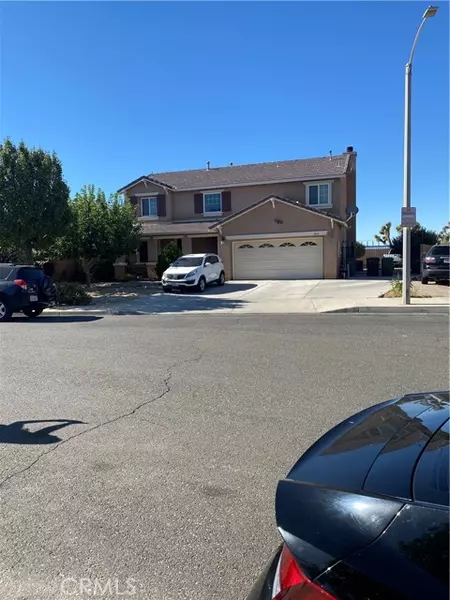 1124 E Avenue K14, Lancaster, CA 93535