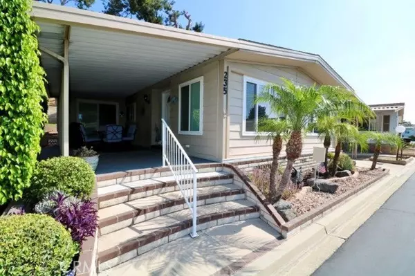 Placentia, CA 92870,235 Ridgelake DR 37