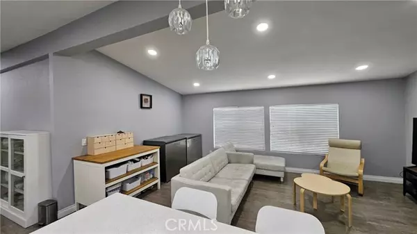 Brea, CA 92821,1051 Site DR 231