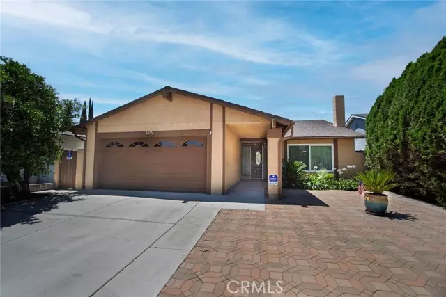 20716 Community ST, Winnetka, CA 91306
