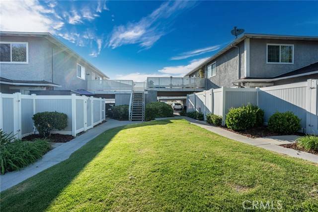 Saugus, CA 91350,28023 Robin AVE