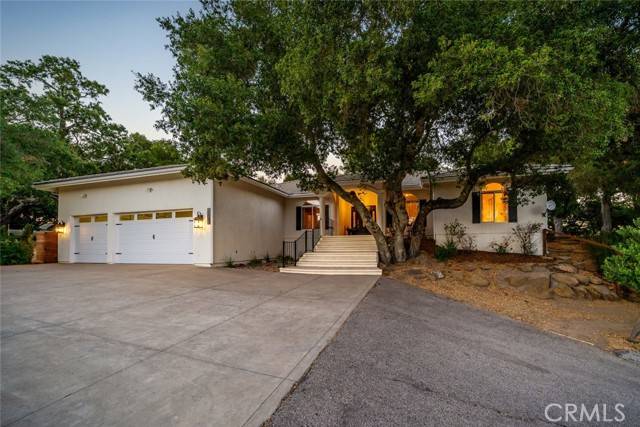 7105 Rayar RD, Atascadero, CA 93422