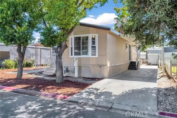 Madera, CA 93628,1218 E Cleveland 103