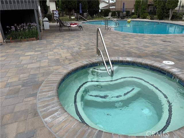 5042 Olympic DR, Los Alamitos, CA 90720