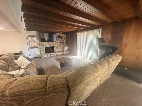 West Covina, CA 91790,1024 W Pine ST