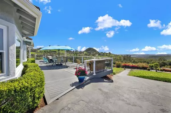 Fallbrook, CA 92028,4710 Sleeping Indian RD