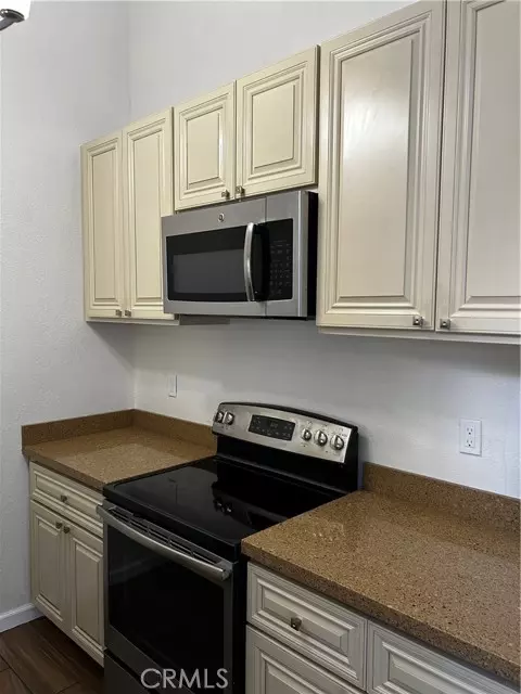 South San Francisco, CA 94080,1 Appian Way ST 710-6