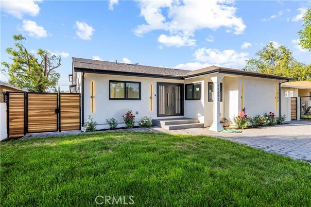 16245 Chatsworth ST, Granada Hills, CA 91344