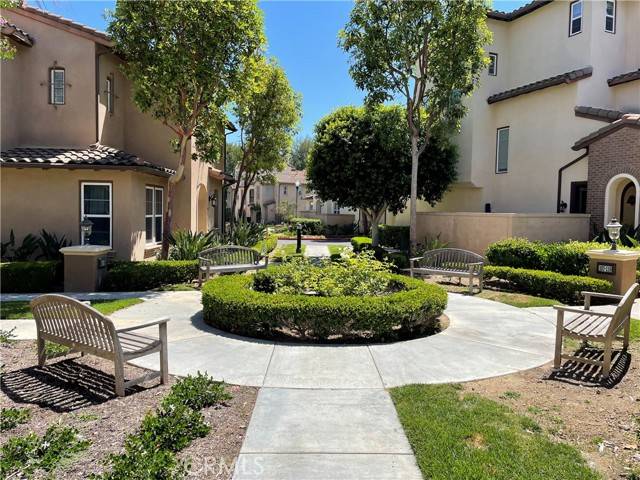 Irvine, CA 92603,11 Tall Oak