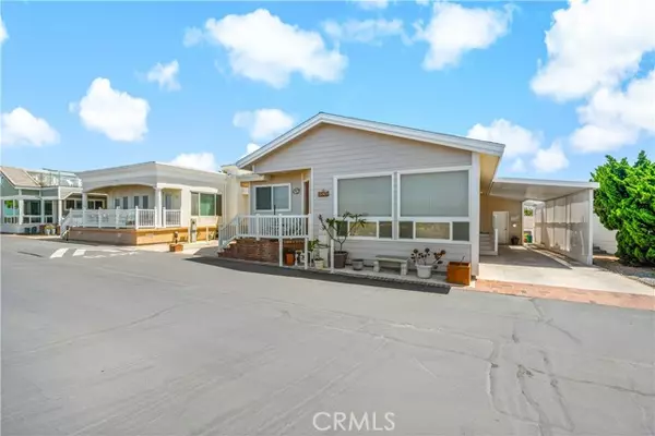 Carlsbad, CA 92011,6536 Oceanview DR T