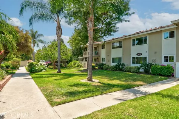Laguna Woods, CA 92637,922 Avenida Majorca O
