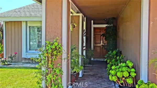 Santa Ana, CA 92704,3210 S Center ST
