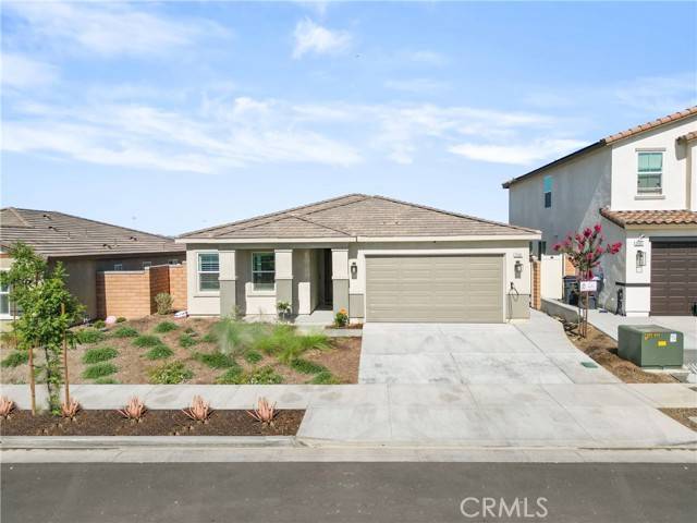 25541 Buckeye Meadow LN, Homeland, CA 92548