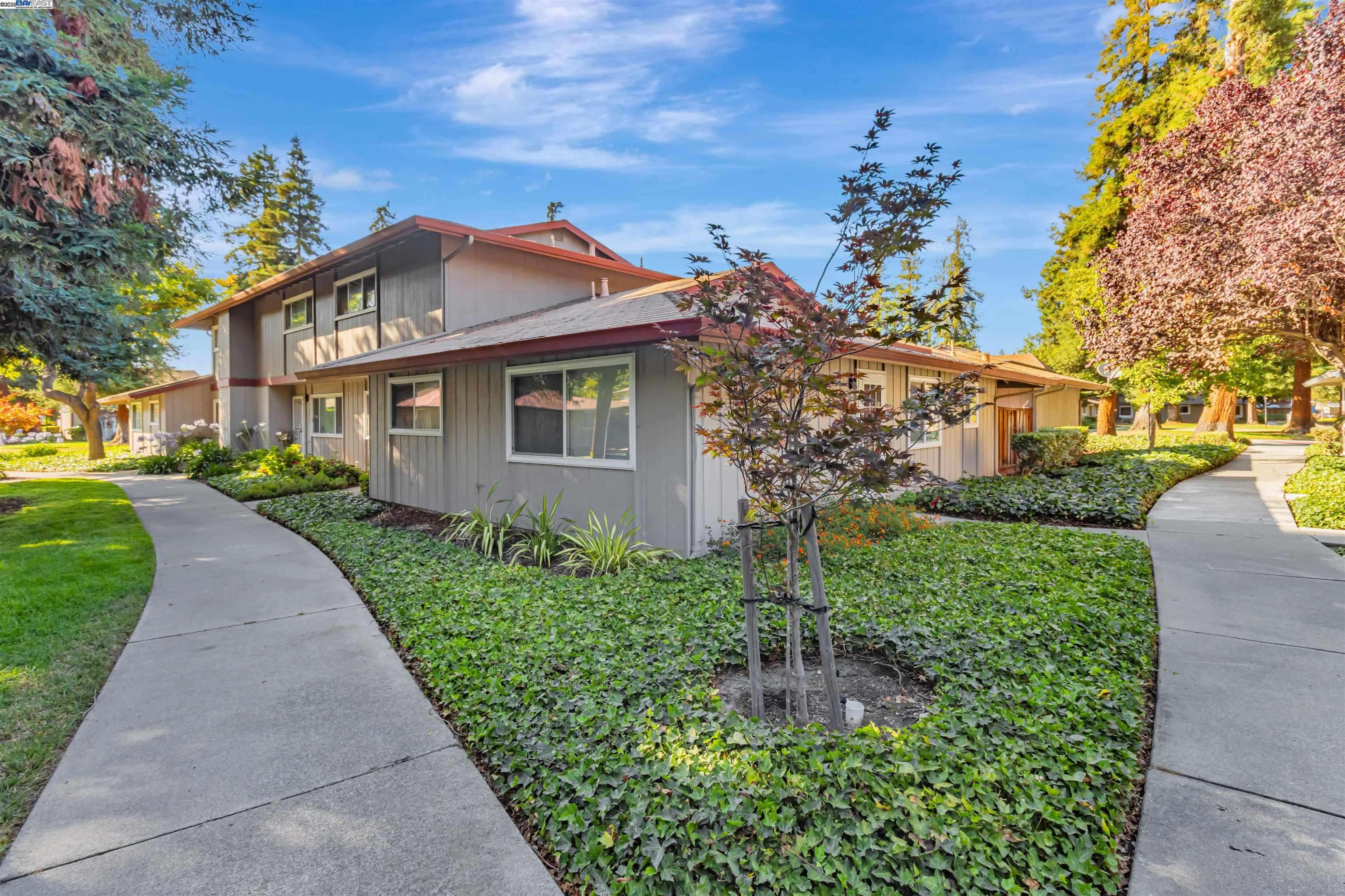 Fremont, CA 94536,38039 Dundee Cmn