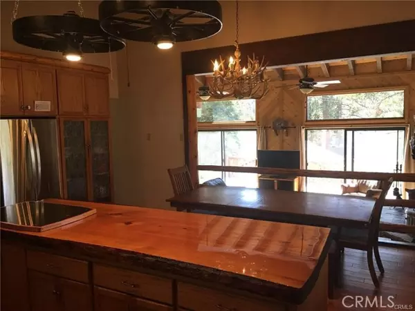 Big Bear Lake, CA 92315,847 Tehama DR