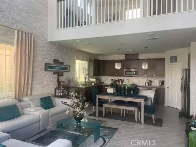 Eastvale, CA 92880,14525 verona PL