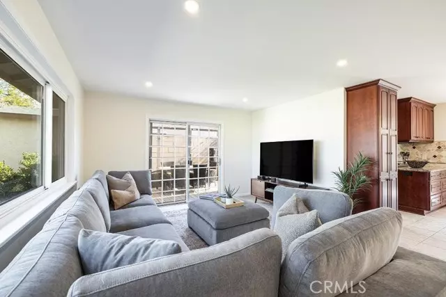 Simi Valley, CA 93065,2206 Stinson ST