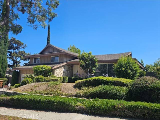 2220 Loma Verde DR, Fullerton, CA 92833